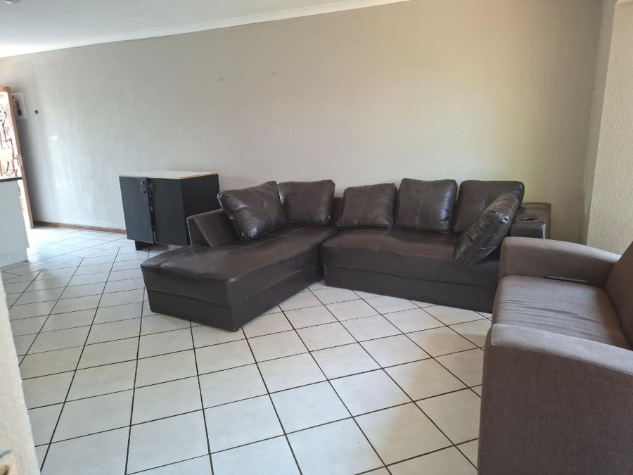 3 Bedroom Property for Sale in Geelhoutpark North West